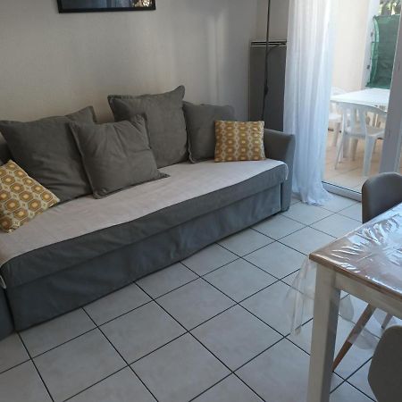 Calme T2 Avec Terrasse A Hendaye, Proche Plage - Fr-1-239-780 Zewnętrze zdjęcie