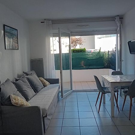 Calme T2 Avec Terrasse A Hendaye, Proche Plage - Fr-1-239-780 Zewnętrze zdjęcie