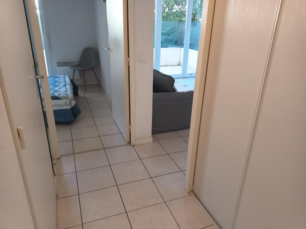 Calme T2 Avec Terrasse A Hendaye, Proche Plage - Fr-1-239-780 Zewnętrze zdjęcie