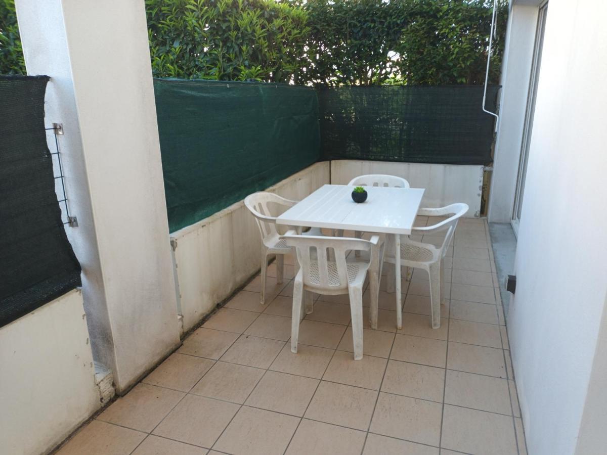 Calme T2 Avec Terrasse A Hendaye, Proche Plage - Fr-1-239-780 Zewnętrze zdjęcie